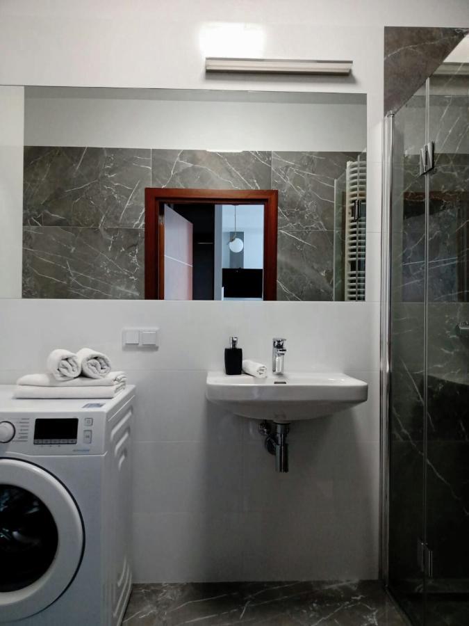 Cozy Apartment In Wilanow وارسو المظهر الخارجي الصورة