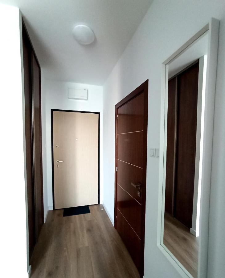 Cozy Apartment In Wilanow وارسو المظهر الخارجي الصورة